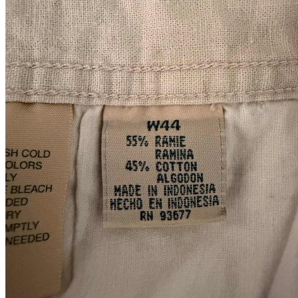 St. John's Bay Cargo Shorts Mens 44 Tan Ramie Cotton Pleated Utility